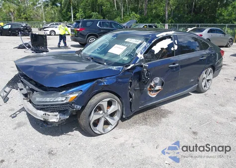 2018 Honda Accord Touring 2.0T из США, поврежденный, VIN 1HGCV2F90JA017460